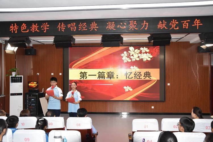 吉克隽逸最新动态揭秘，小巷特色小店探秘之旅