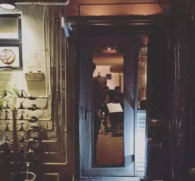 小巷深处的独特风味，最新特色小店的探索与揭秘
